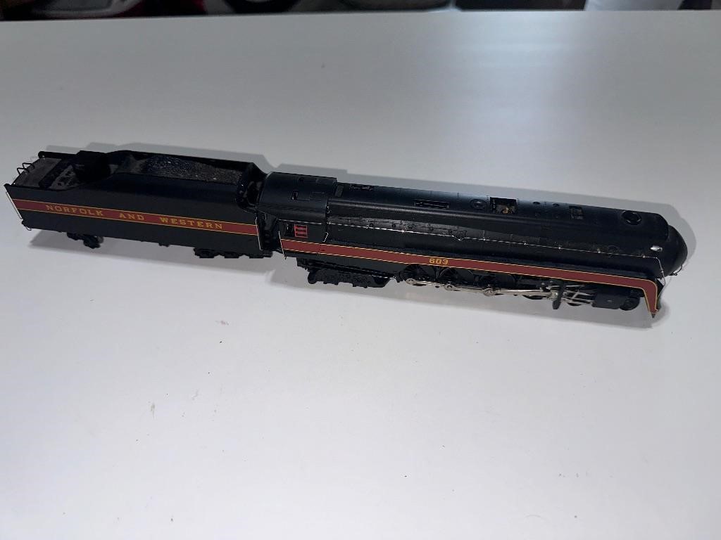HO Scale Model Railroads & Trains and Accessories