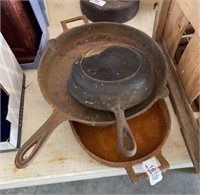 3 Piece Rusty Cast Iron