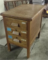 Solid Wood Cabinet (20"×32"×32") *this item is
