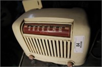 Addison Mantle Radio
