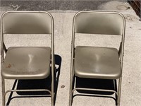 4 metal folding chairs