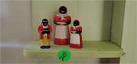VINTAGE MAMMIE AND UNCLE TOM SHAKERS