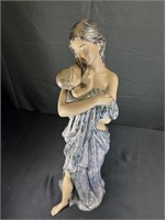 Lladro "Gentle Embrace" Figurine