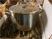 Stainless steel heavy bottom stock pot with lid