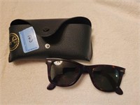 RAY BAN WAYFARER RB2140 SUNGLASSES W/CASE