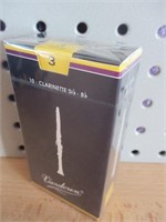 10 CR103 Vandoren Clarinet Reeds