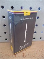 10 CR102 Vandoren Clarinet Reeds