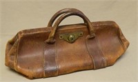 English Leather Gladstone Doctor's Bag.