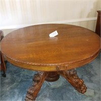 53in (round) VICTORIAN ENGLISH DINING TABLE