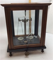 ANTIQUE WILHELM SPOERHASE ANALYTICAL BALANCE SCALE