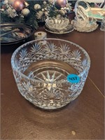 Large crystal-like punch bowl