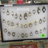 GROUP OF 30 NATIVE AMERICAN ARROWHEADS FOUND IN