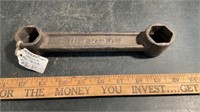 VINTAGE IH WRENCH FOR A TRUCK