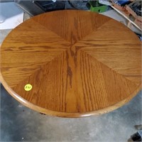 OAK OVAL COFFEE TABLE