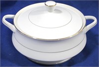 Royale Aurum Casserole Dish w/ Lid 10.5"