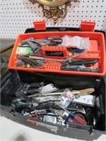 BLACK & DECKER TOOL BOX WITH CONTENTS