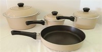 Pan and Lid Set by Club