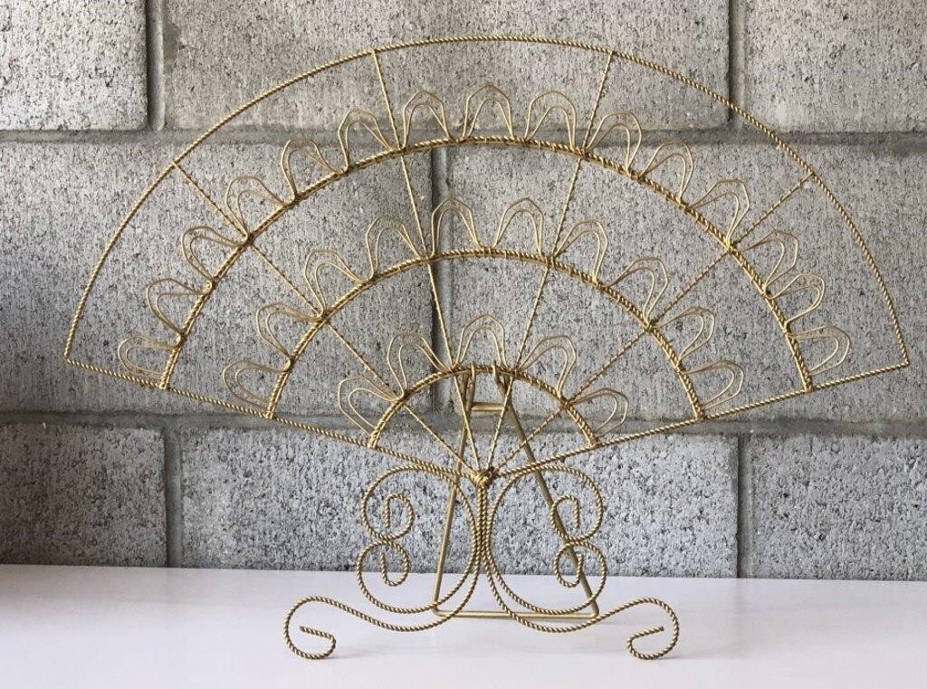 Gold Metal Fan Card Stand