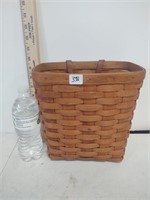 Large Longaberger basket no liner or protector