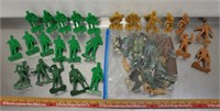 Lot of plastic army men toys, see pics