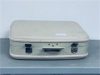 vintage suitcase- hardshell w/ red liner