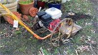 CLUTCH DRIVEN MOWER WITH AS NEW HONDA MOTOR