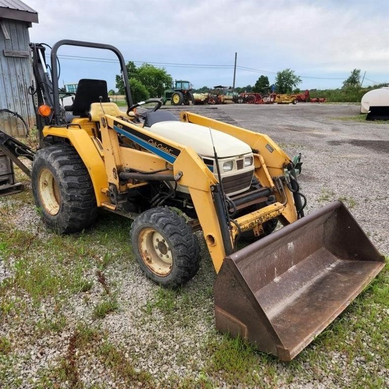 27Hp CubCadet 7274 Diesel 4WD Tractor w/Gear Drive