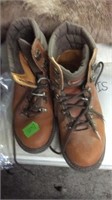 SIMS WADING BOOTS SIZE 9