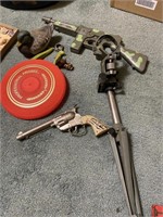 metal capgun toy gun frisbee