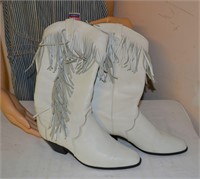 Womens Dingo White Fringe Leather Boots