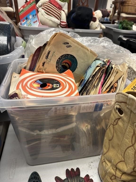 LARGE LOT OF 45S RECORDS
