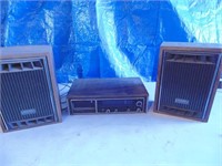 radio with speakers