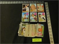 Vintage Topps Baseball Cards , Dwight Evans