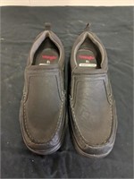 Wrangler size 8.5 memory foam shoes