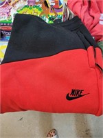 Nike sweatpants size 2XL