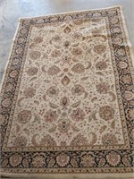 2 machine made Oriental style Rugs rectanglar 6