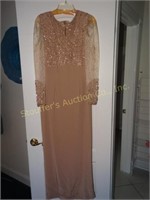 Montage by Mon Cheri gown size 12