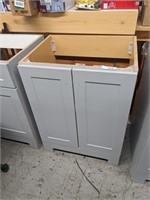 Single Vanity Cabinet (24x18)