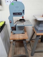 Delta bench top band saw on stand