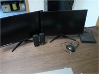 Lenovo Think Center, 2 monitors, mouse