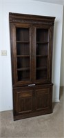 VINTAGE ETHAN ALLEN SMALL CHINA CABINET