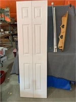 24 inch closet door, shower rods and ornamental