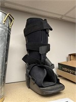 MEDICAL BOOT