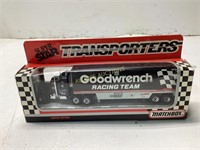 1989 GOODWRENCH MATCHBOX TRANSPORTER