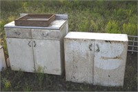 2 Metal Storage Cabinets