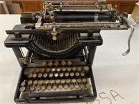 ANTIQUE- REMINGTON STANDARD -TYPEWRITER