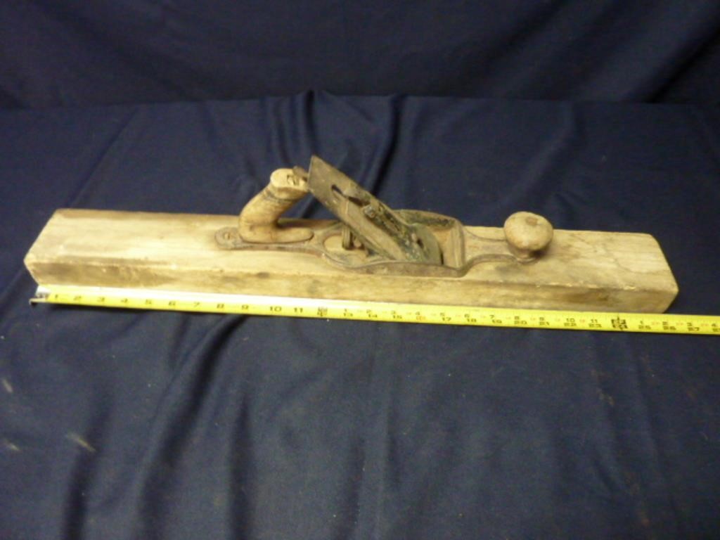 LARGE JOINTERS HAND PLANE - ANTIQUE