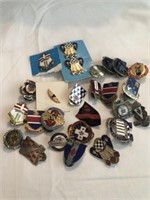 25 vintage military insignia lot
