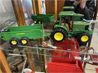 plastic John Deere tractor with manure spreader