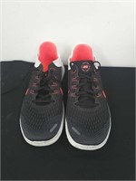 size 10.5 Nike shoes